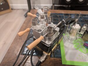 Wireless One-Hit Wonder Ball Vape (WOHW) V1 | SS V2 | Titanium V2 by Crossing