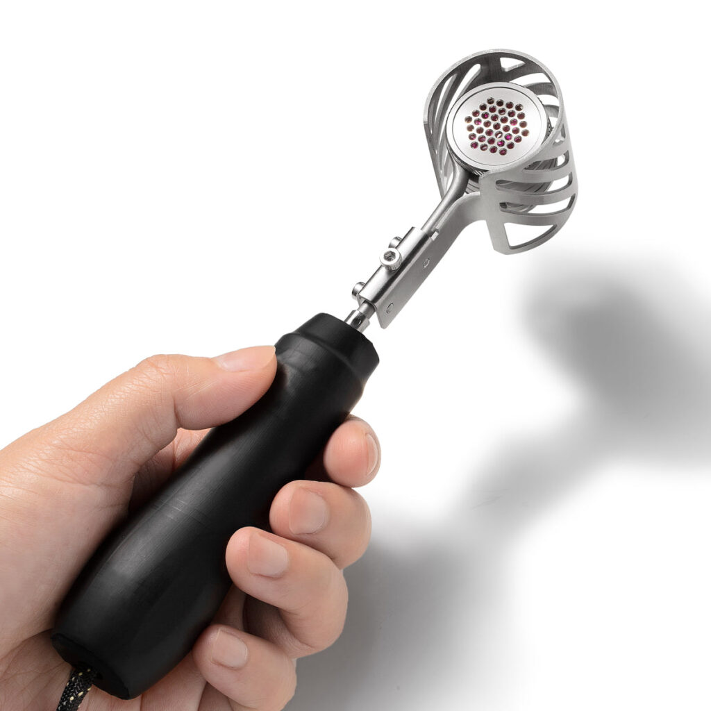 crossing ruby twist injector hybrid with gem cuts ball vape kit